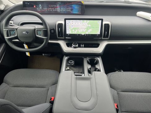 New 2026 Ford Expedition Active RWD image 2