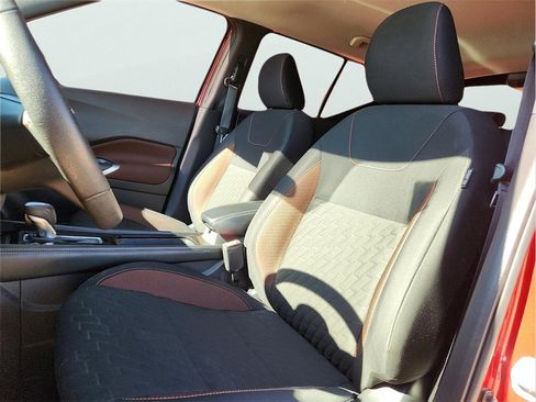 Used 2023 Nissan Kicks SR image 17