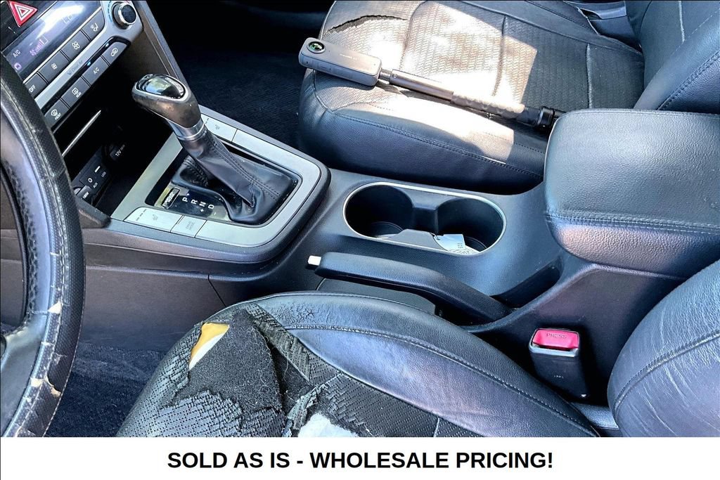 Used 2017 Hyundai Elantra Limited FWD image 18