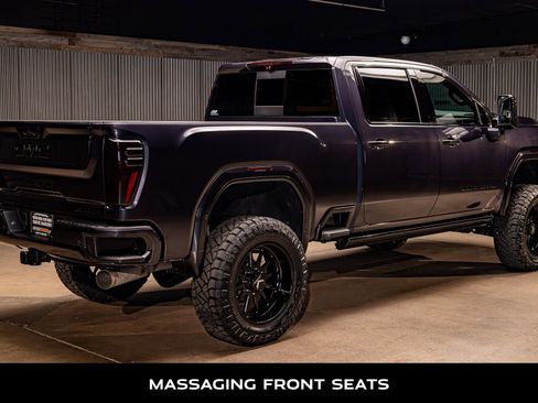 Used 2025 GMC Sierra 2500 Denali Ultimate image 10