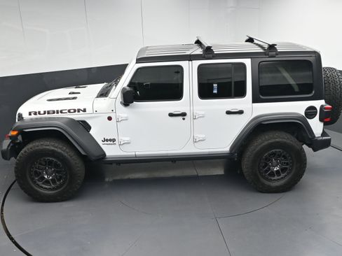 Used 2021 Jeep Wrangler Unlimited Rubicon w/ Xtreme Recon 35" Tire Package image 37