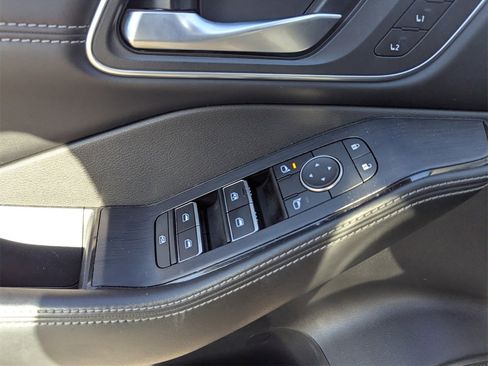 Used 2021 Nissan Rogue Platinum image 29