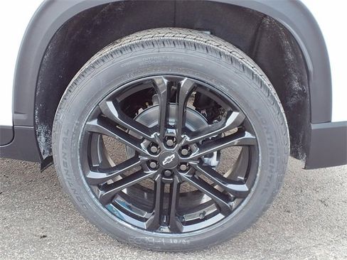 New 2026 Chevrolet Traverse LT w/ Driver Confidence Package image 22