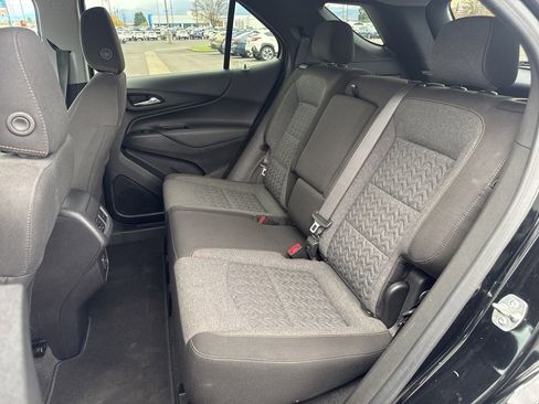 Used 2024 Chevrolet Equinox LT image 11