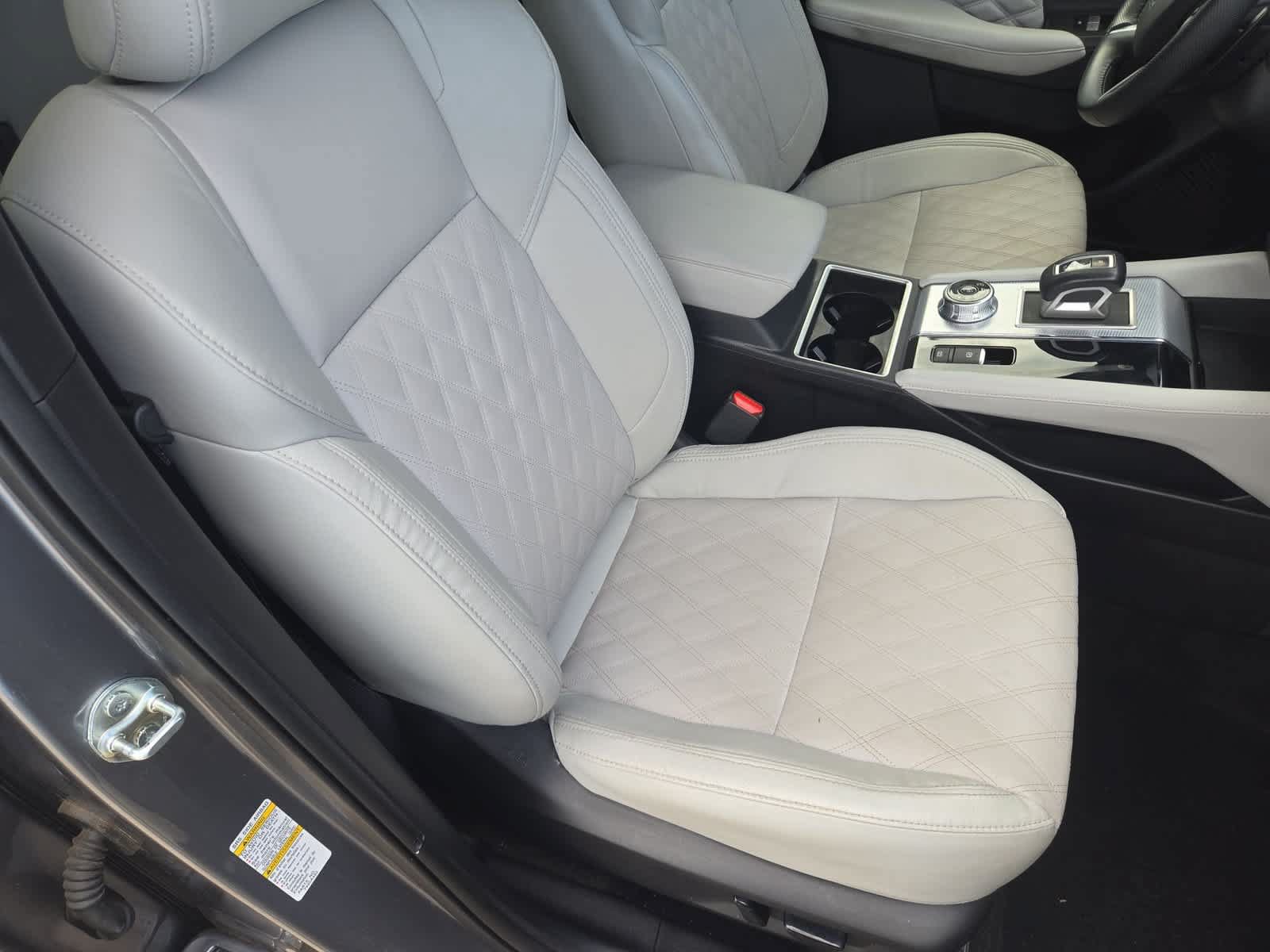Used 2024 Mitsubishi Outlander SEL FWD image 21