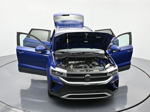 Used 2023 Volkswagen Taos SE image 42