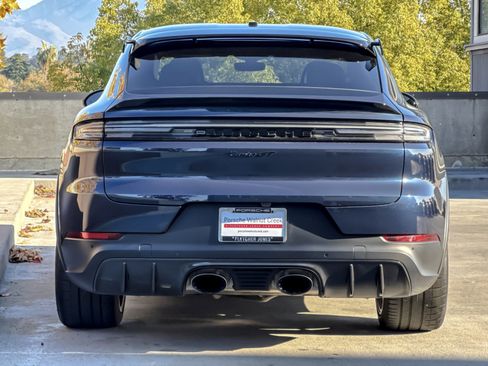 Used 2024 Porsche Cayenne Turbo GT image 7