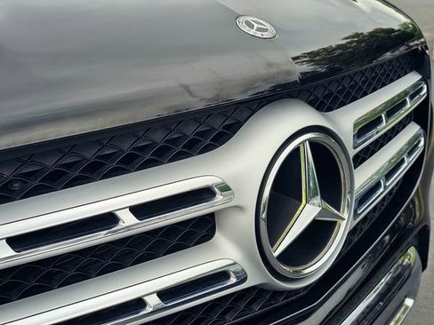 Certified 2019 Mercedes-Benz GLS 450 4MATIC image 4