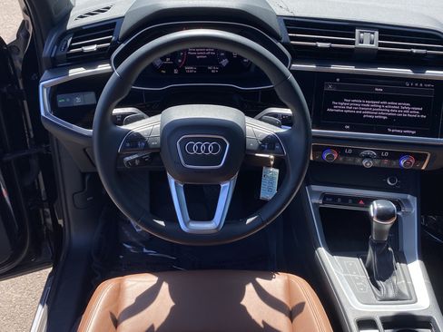 Used 2025 Audi Q3 2.0T Premium AWD/4WD image 13
