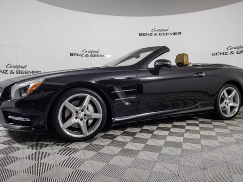 Used 2013 Mercedes-Benz SL 550 image 11