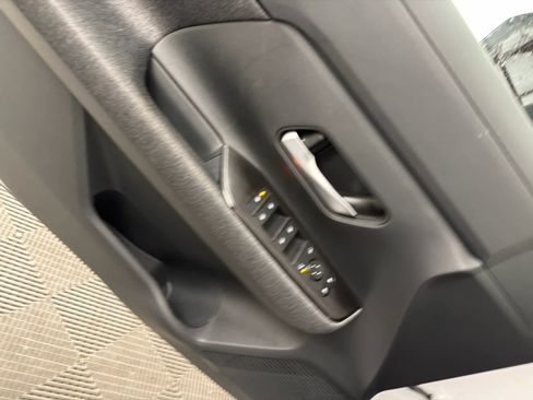 New 2026 Nissan Kicks SV image 23