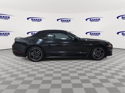 Used 2021 Ford Mustang Premium image 4