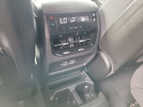 Used 2023 Jeep Grand Cherokee L Laredo AWD/4WD image 16
