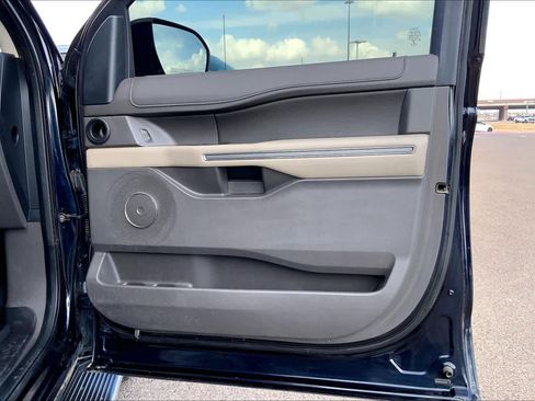 Certified 2021 Ford Expedition Max XLT image 22
