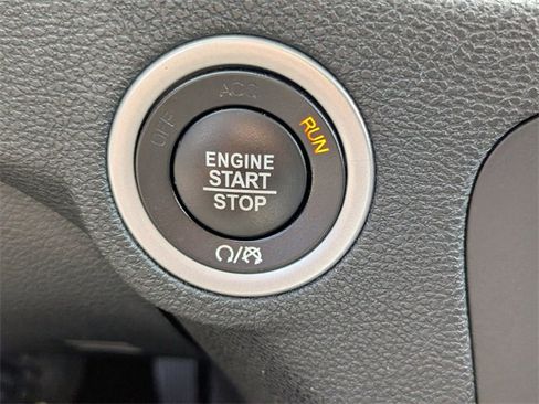 Used 2022 Dodge Charger R/T image 21