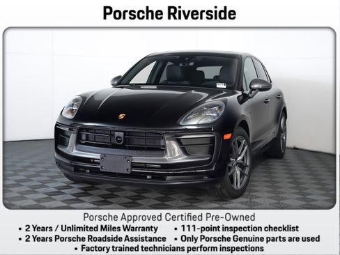 Certified 2025 Porsche Macan Turbo image 1