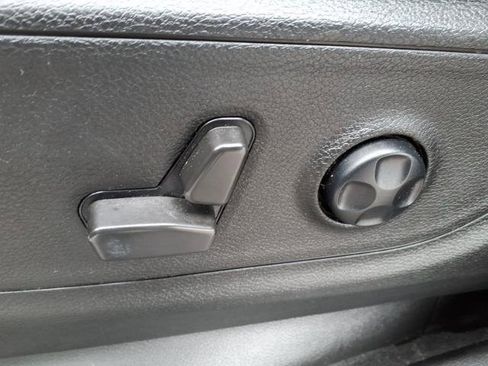 Used 2021 RAM 1500 Big Horn image 13