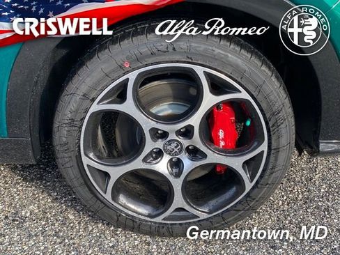 New 2024 Alfa Romeo Tonale Veloce image 11