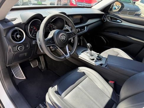 Used 2019 Alfa Romeo Stelvio Sport w/ Quick Order Package 22K Sport RWD image 11