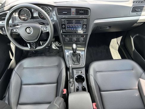 Used 2021 Volkswagen Golf 4-Door FWD image 10