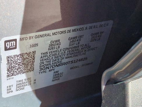 New 2026 Chevrolet Equinox EV LT image 33