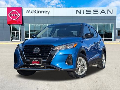 Certified 2025 Nissan Kicks Play S FWD image 1
