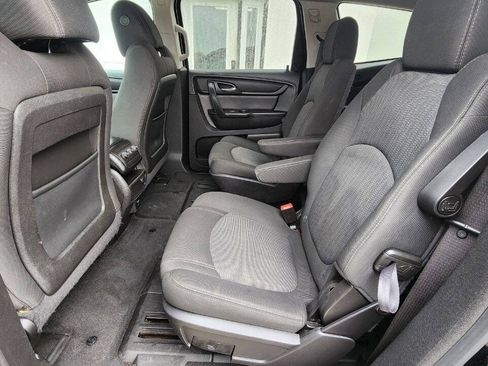 Used 2016 Chevrolet Traverse LT w/ Style and Technology Package FWD image 15