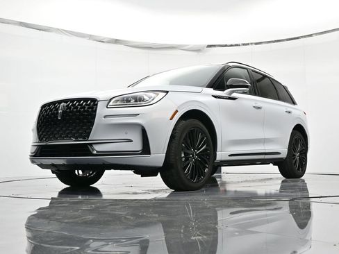 New 2025 Lincoln Corsair Reserve w/ Jet Appearance Package image 38