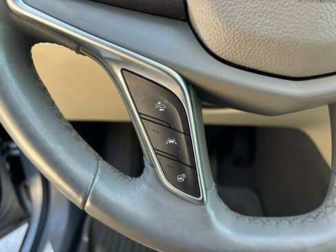 Used 2017 Cadillac XT5 Premium Luxury image 38