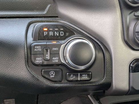 Used 2020 RAM 1500 Big Horn AWD/4WD image 28