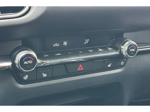 Certified 2025 MAZDA CX-30 2.5 Turbo w/ Premium Package image 18