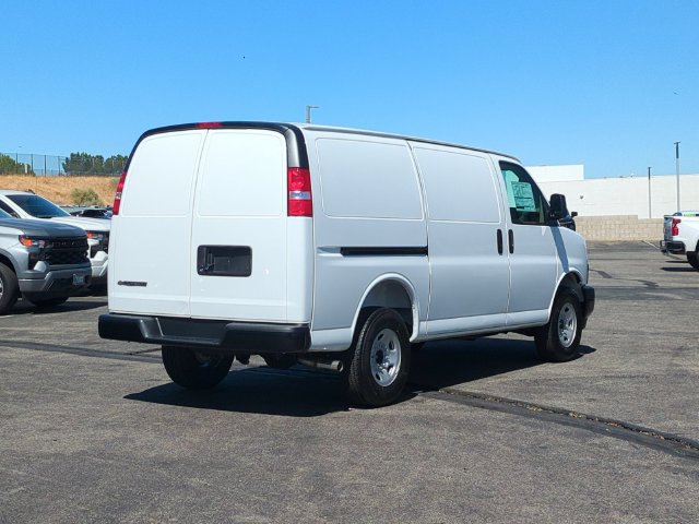 New 2026 Chevrolet Express 2500 RWD image 8