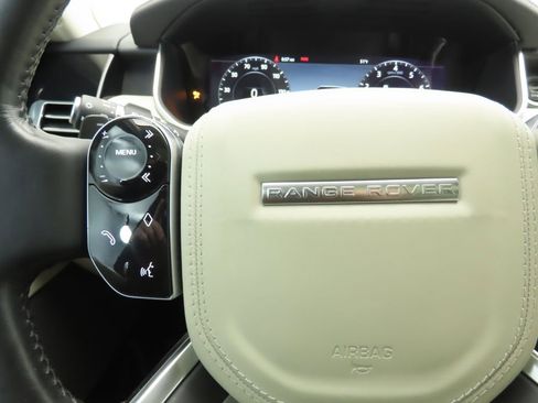 Used 2022 Land Rover Range Rover Westminster Edition image 11