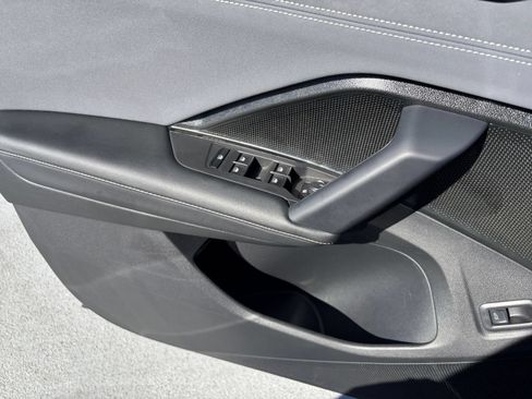 Used 2026 Volkswagen Tiguan SE FWD image 18