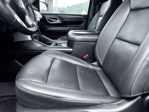 Used 2023 Chevrolet Tahoe Z71 w/ Off-Road Capability Package image 19