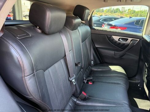 Used 2016 INFINITI QX70 2WD image 18