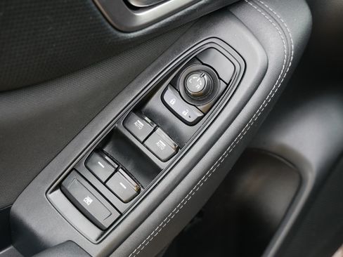 Used 2023 Subaru Forester Premium AWD/4WD image 19