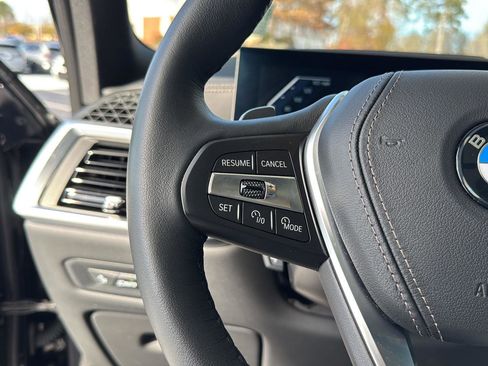 Used 2025 BMW X5 xDrive40i w/ Premium Package image 18
