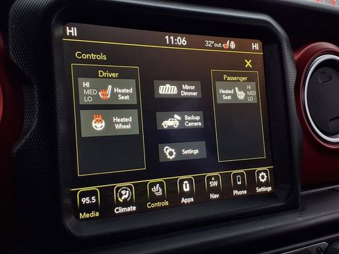 Used 2021 Jeep Wrangler Unlimited Rubicon w/ Xtreme Recon 35" Tire Package image 5