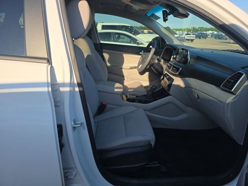 Used 2021 Hyundai Tucson Value FWD image 14