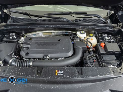 Used 2025 Buick Envision Preferred AWD/4WD image 45