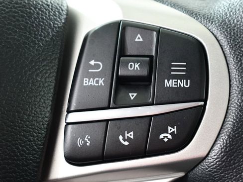 Used 2023 Ford Explorer XLT w/ Equipment Group 202A AWD/4WD image 33
