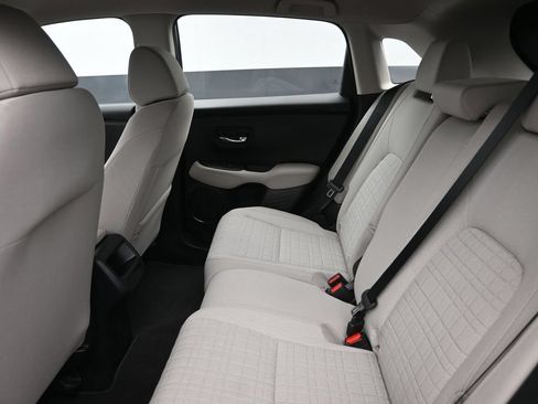 Certified 2024 Honda HR-V LX image 14