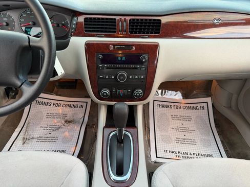 Used 2009 Chevrolet Impala LT image 21