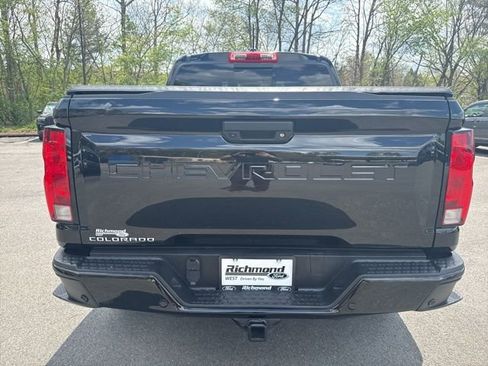 Used 2025 Chevrolet Colorado Trail Boss image 4