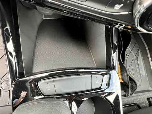 New 2026 Chevrolet Trax RS image 15