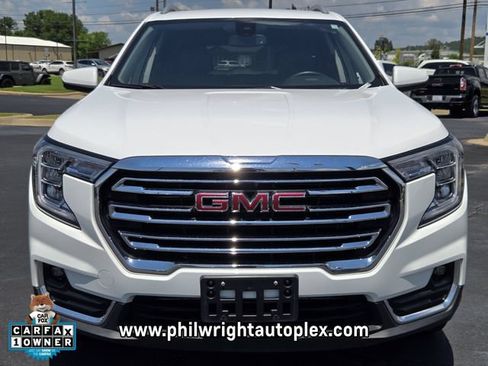 Used 2024 GMC Terrain SLT AWD/4WD image 8