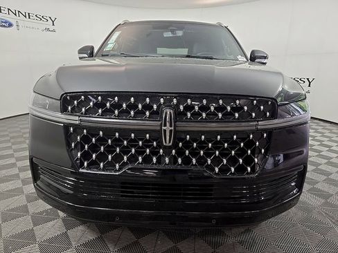 New 2026 Lincoln Navigator L Black Label AWD/4WD image 3