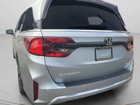 New 2026 Honda Odyssey Elite image 10