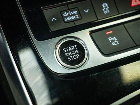 Used 2021 Audi Q7 2.0T Premium AWD/4WD image 22